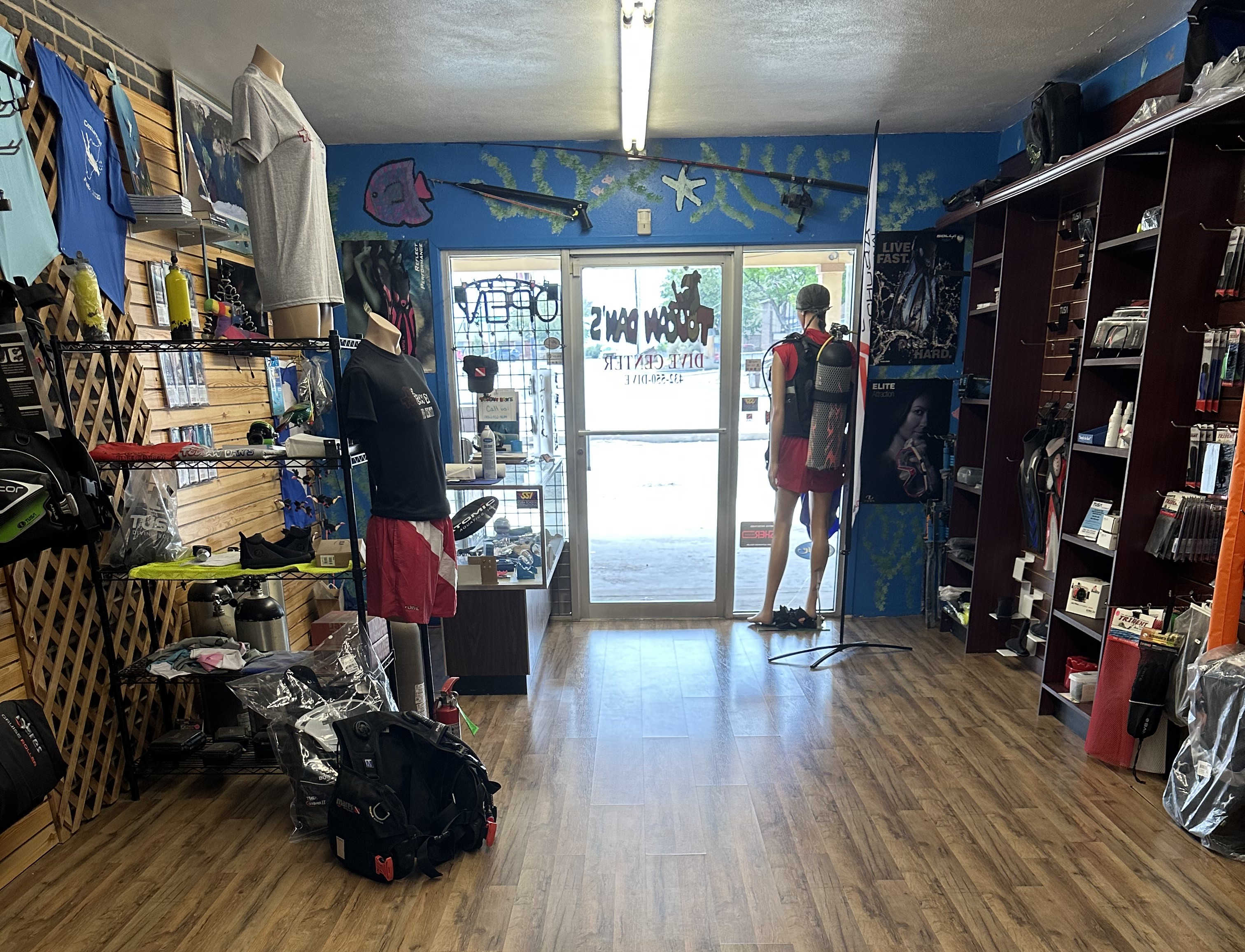 photo of interior of Toucan Dan's